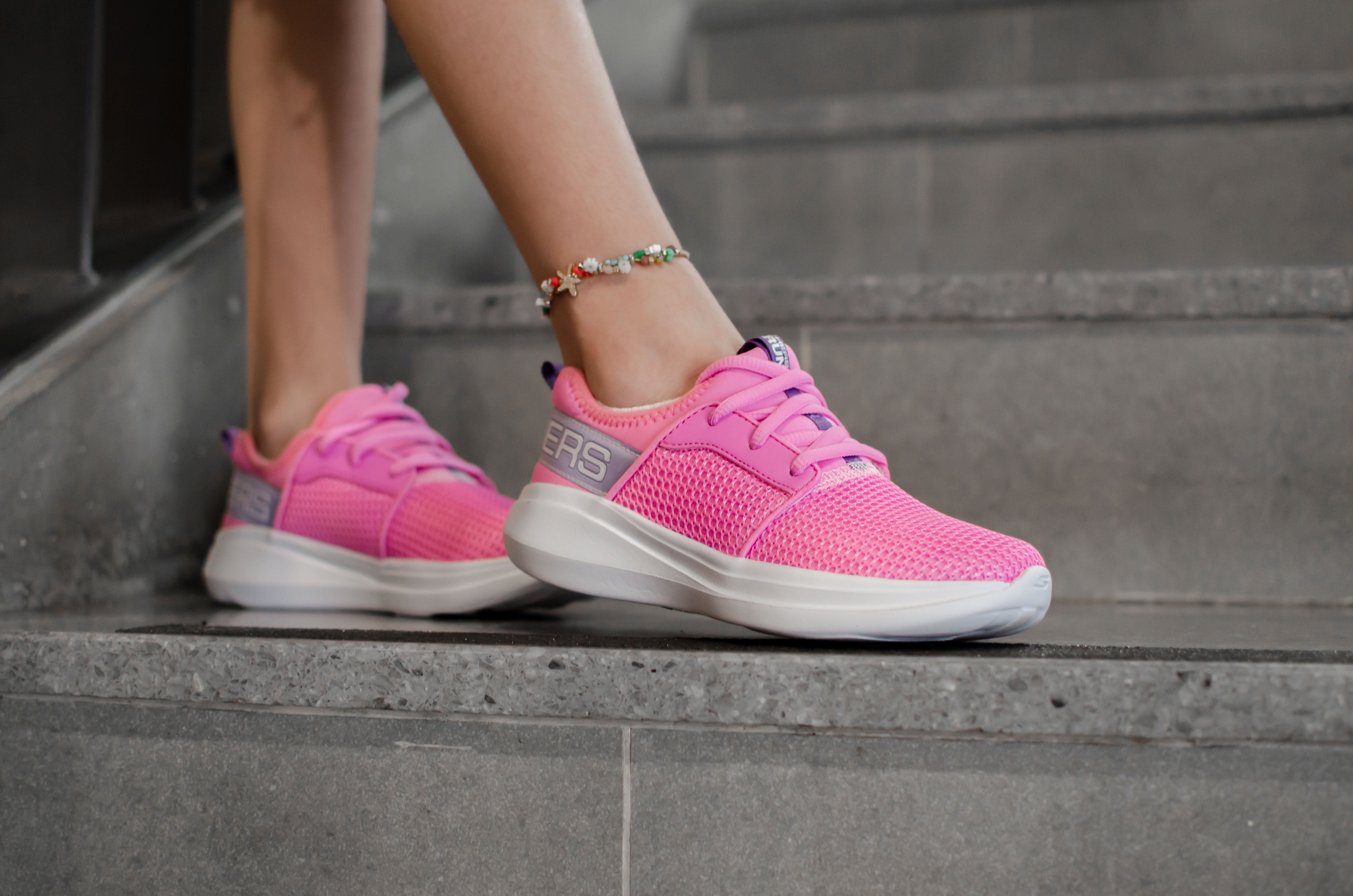 Tenis Skechers Go Run Niña - imagen 1